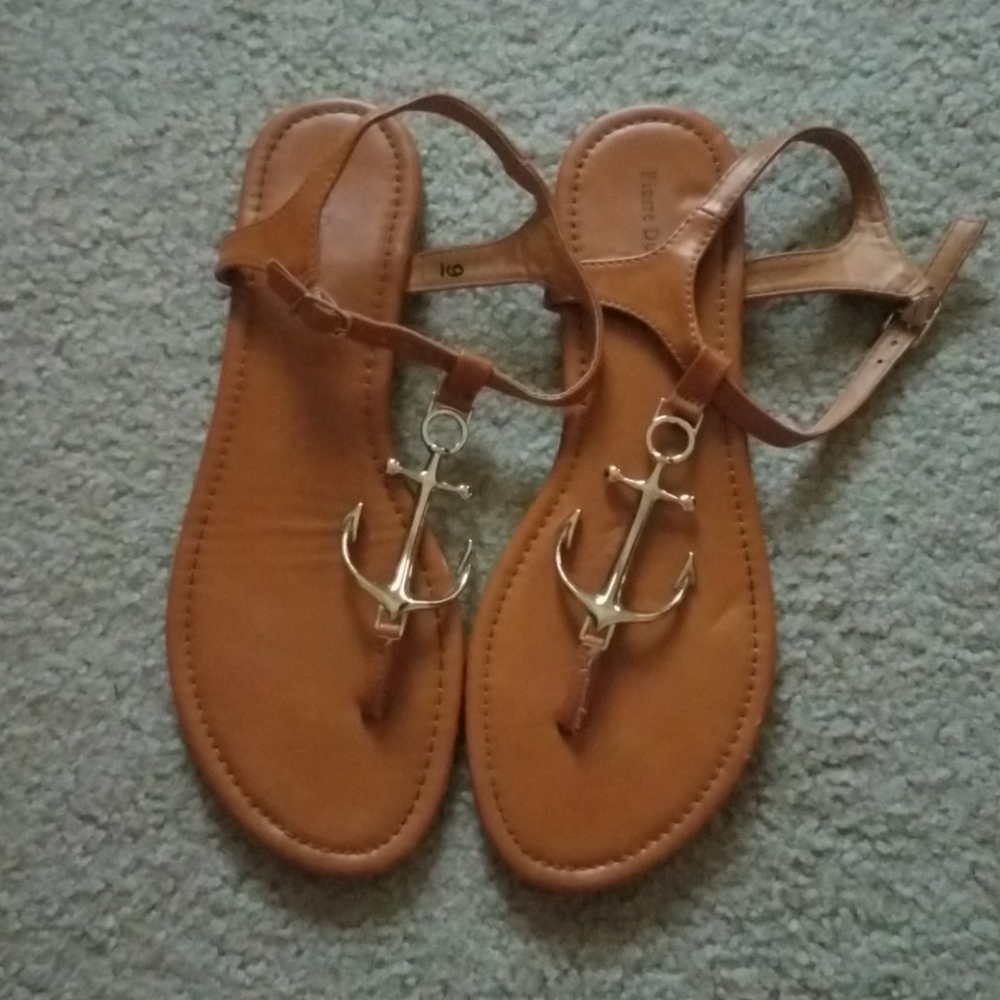 Pierre Dumas brown sandals
